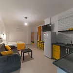 F48 Homes Apartament *