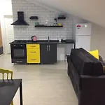 Apartament F48 Homes *